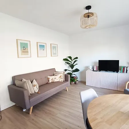 2-rooms With Wifi And Balcony Lägenhet *