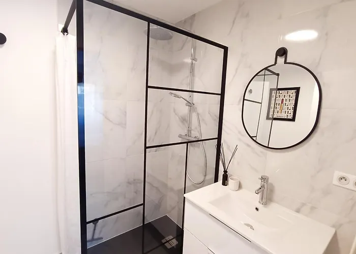 2-rooms With Wifi And Balcony Apartment